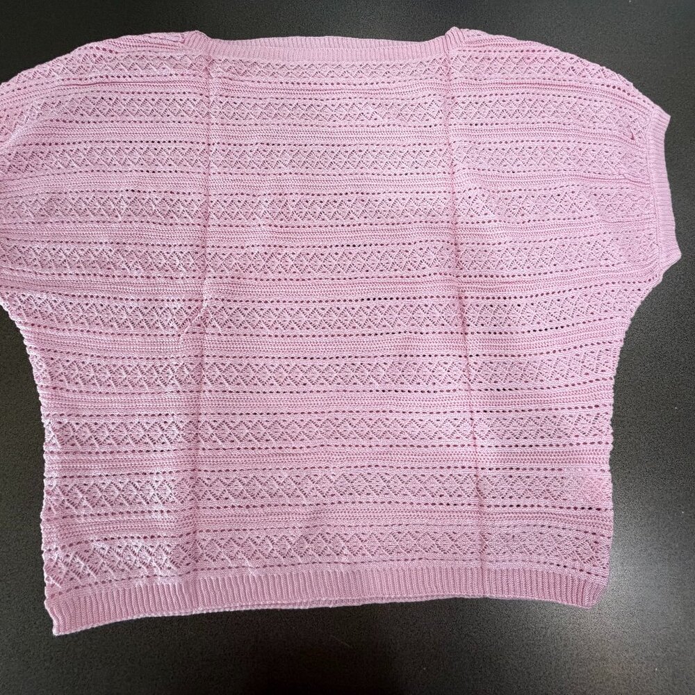 Cakulo Women's Pink Crochet Top